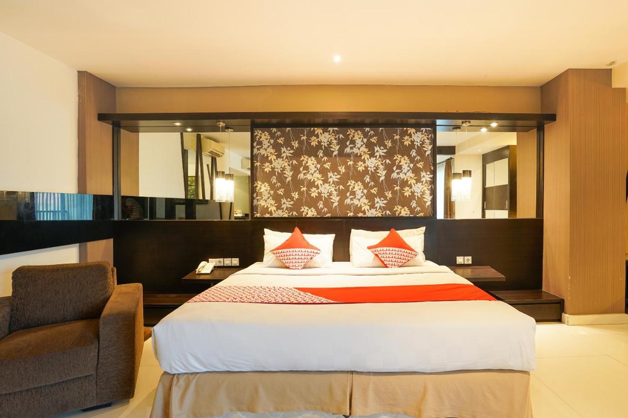 Oyo 197 Prime Royal Hotel Kapasari Екстер'єр фото