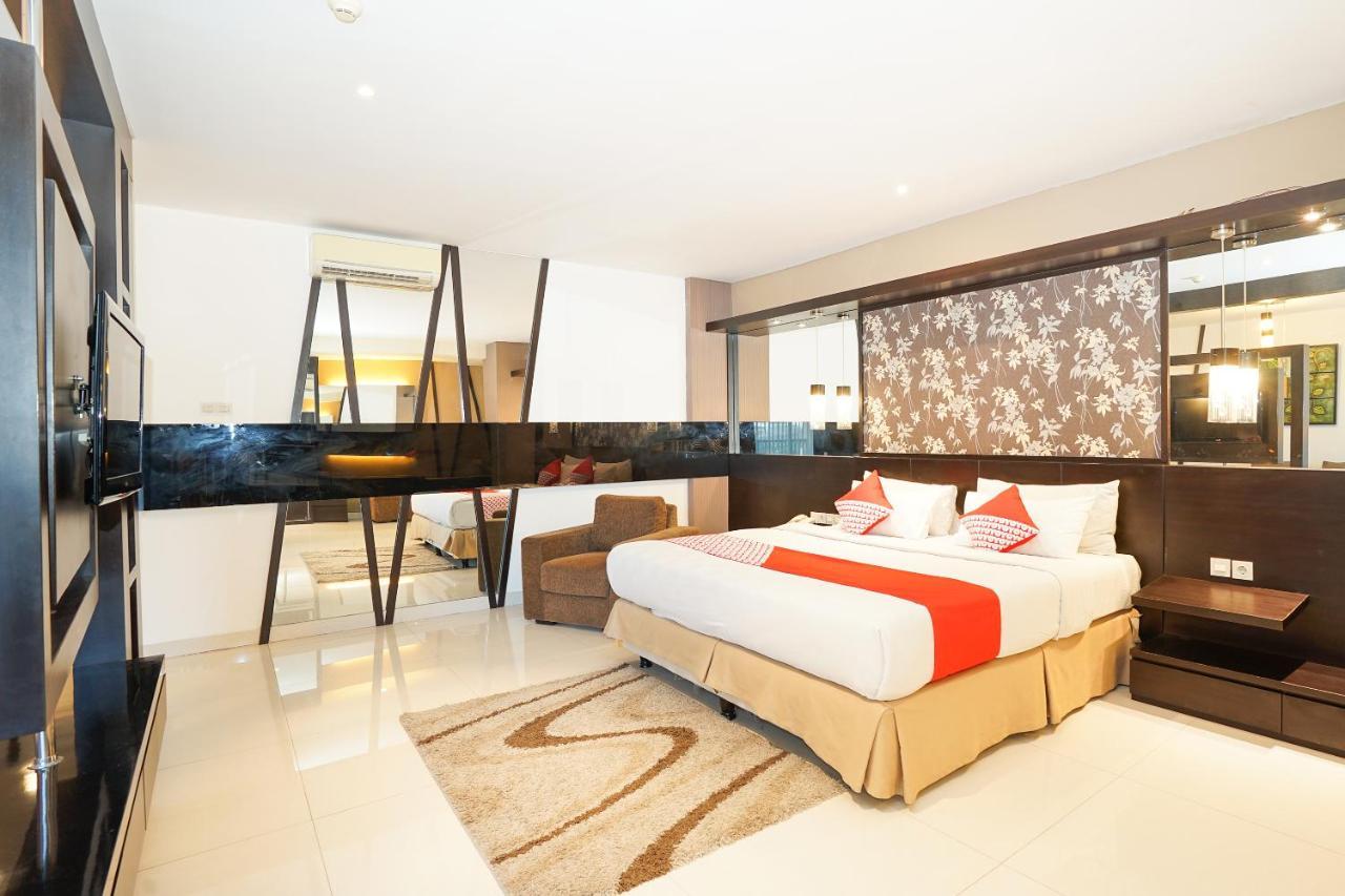 Oyo 197 Prime Royal Hotel Kapasari Екстер'єр фото